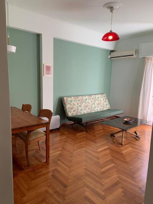 Apartamento 5Th Floor Bright Flat At Bohemian Exarcheia Atenas Exterior foto