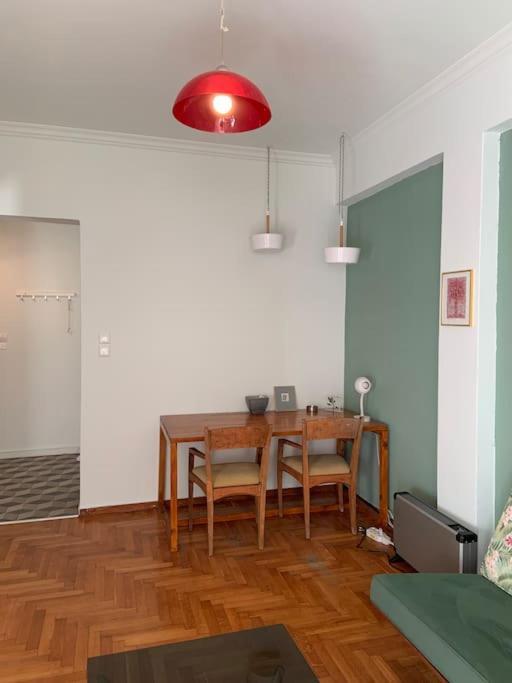 Apartamento 5Th Floor Bright Flat At Bohemian Exarcheia Atenas Exterior foto